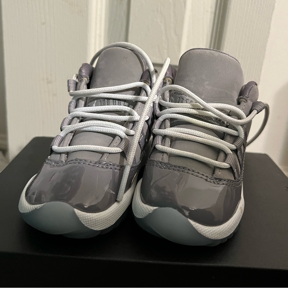 Toddler Jordan 11 size 5C